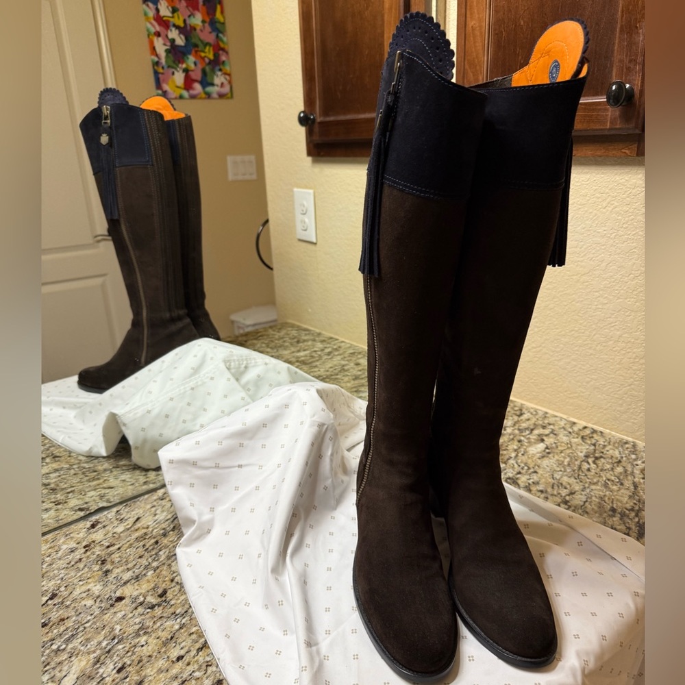 Fairfax and Favor Regina mid healed chocolate and navy blue suede boots Size 11 - Picture 3 of 10
